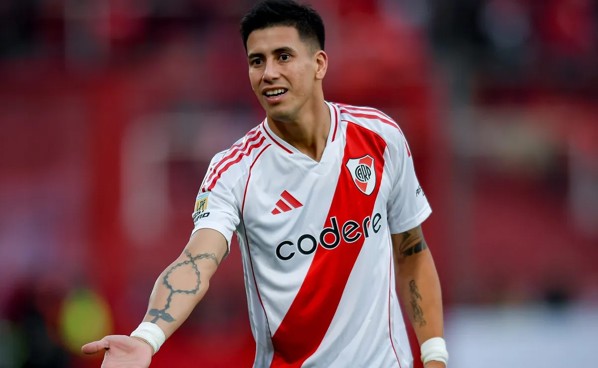 Maxi Meza quedó fuera del partido con Talleres.