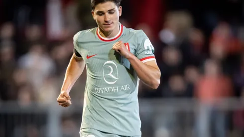 Doblete de Julián para el triunfo y clasificación del Atlético de Madrid.