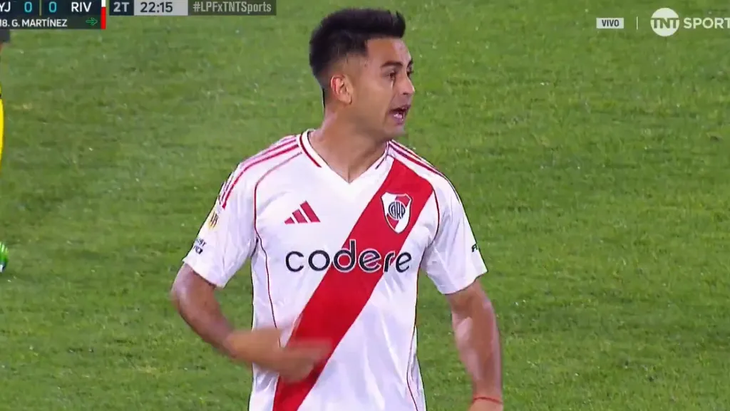 Pity Martínez volvió a jugar con River después de un largo tiempo.