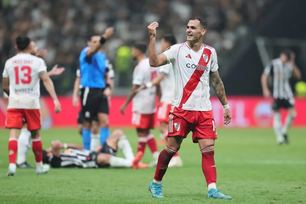 Leandro González Pirez jugará por el lesionado Pezzella.