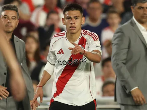 Echeverri, en el debe como jugador de River en los últimos meses