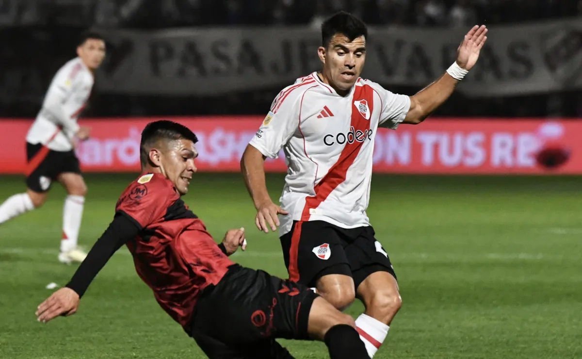 Platense, el primer rival de River.