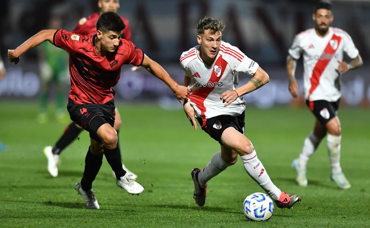 Cómo llega Platense al duelo ante River.