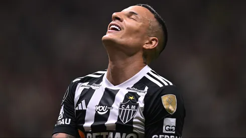 El lateral izquierdo de Atlético Mineiro sufrió una lesión.