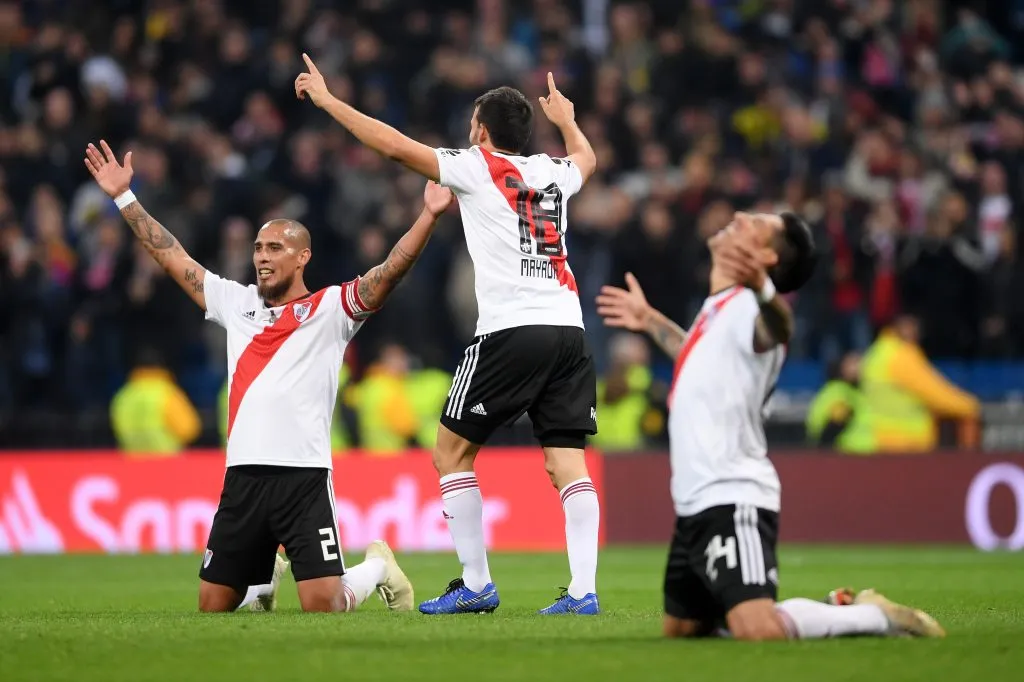 Maidana, de rodillas, con la gloria eterna entre sus manos. La Libertadores 2018 ya era un hecho. (Getty Images)
