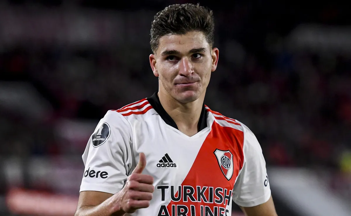 Julián habló de sus rivales más complicados.