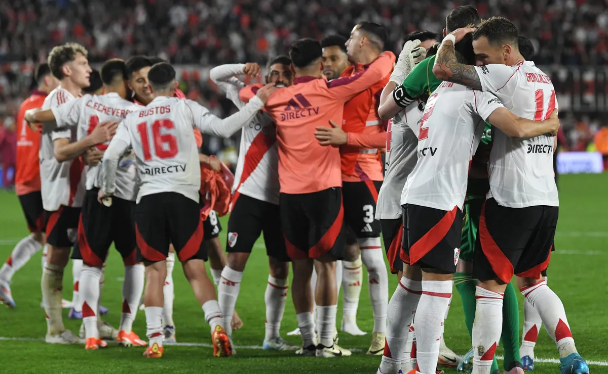 Los jugadores de River, a puro festejo.