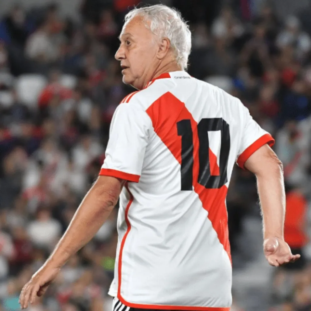 El Beto Alonso habló de Mastantuono.