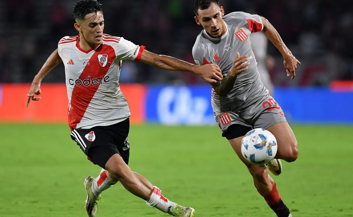 River visitará a Estudiantes.