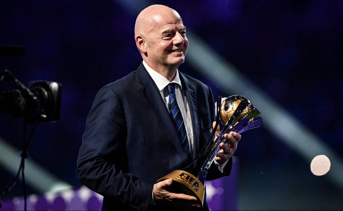El Mundial de Clubes 2025 y una decisión importante.