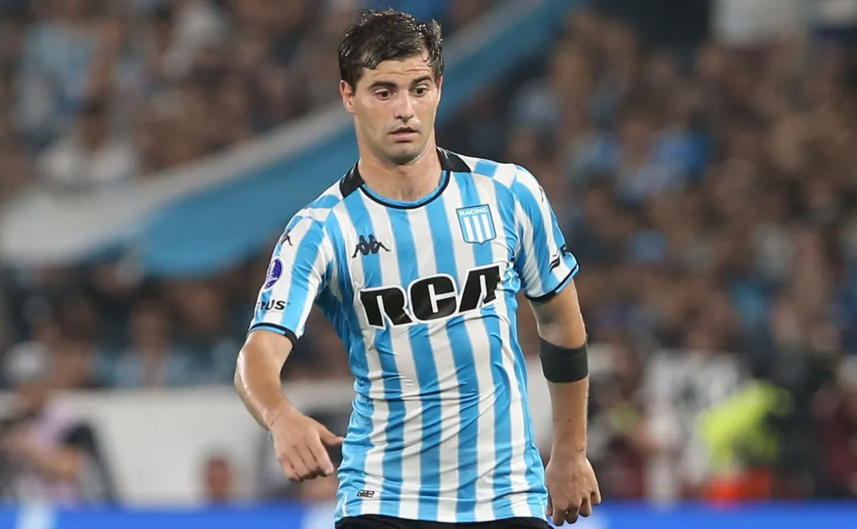 No vuelve a River: Santi Sosa se queda en Racing.