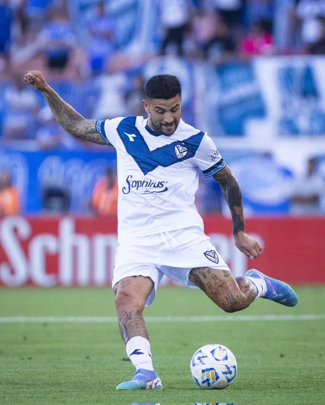 Elías Gómez,ex River, fue titular en Vélez frente a Godoy Cruz. (Foto: Prensa Vélez).