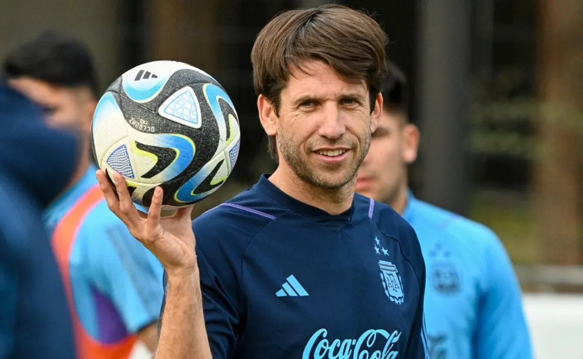 Diego Placente es el DT de las Selecciones Sub 20 y Sub 17.