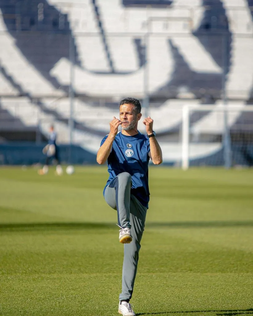 Ramiro Loguercio, el PF de Independiente Rivadavia de Mendoza que le pegó una piña en la cara a Diego “La Roca” Moreno. Fue informado por el árbitro Nazareno Arasa.