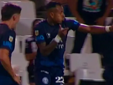 En primer plano: el gesto de Villa contra los hinchas de River que desató la bronca en Mendoza