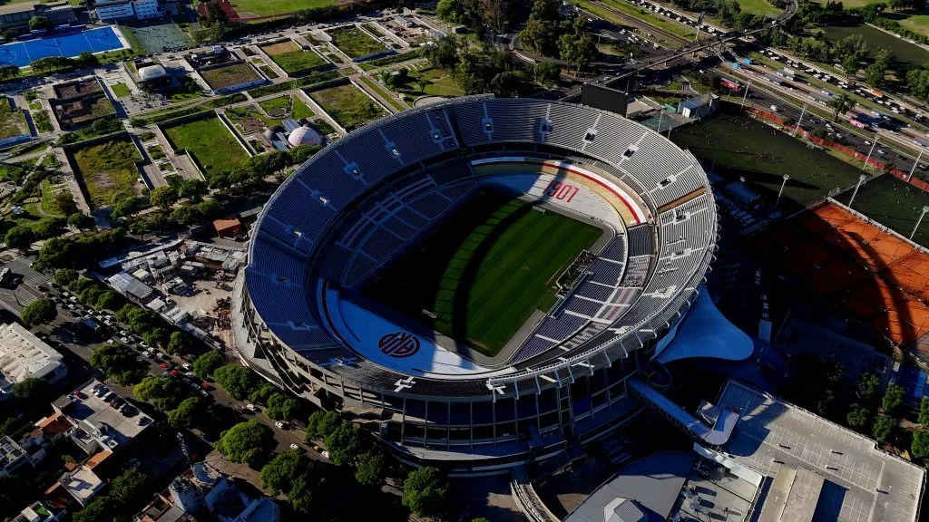 El Monumental con su nueva pantalla LED se prepara la final de la Libertadores (Foto exclusiva: LPM).