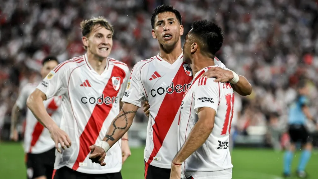 River debe buscar golpear de arranque.
