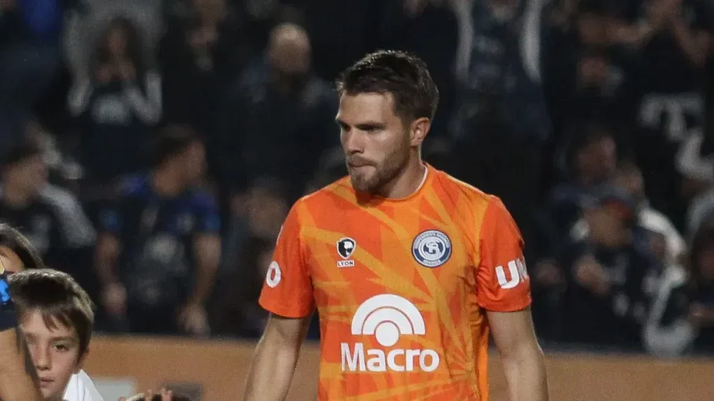 Centurión lleva atajados 17 partidos en Independiente Rivadavia.