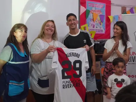 Aliendro y una visita especial a la escuela de su infancia