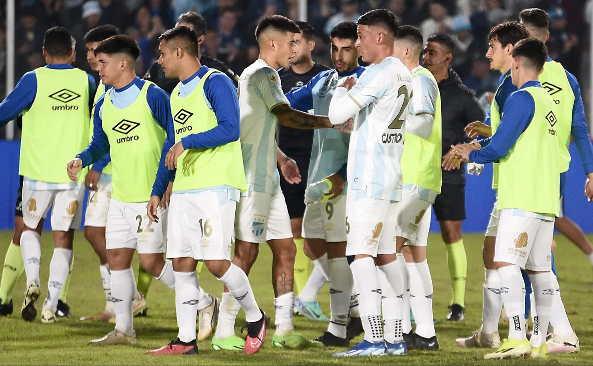 Castro Ponce marcó en la victoria de Atlético Tucumán.