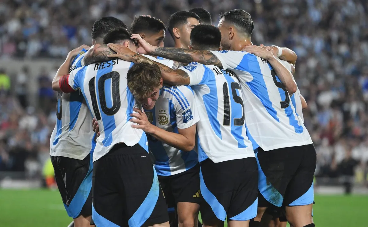 Los once que jugarían ante Perú.
