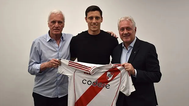 Santiago Beltrán renovó su contrato en River (Foto: Prensa CARP).