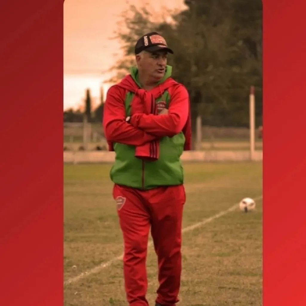 Ariel Medri, entrenador de fútbol (FOTO: Facebook Ariel Medri).