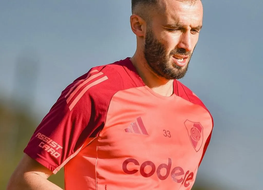 Pezzella apunta a regresar vs. Independiente Rivadavia. (Foto: Prensa River).