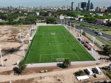 River inauguró las dos primeras canchas de fútbol formativo en el nuevo predio