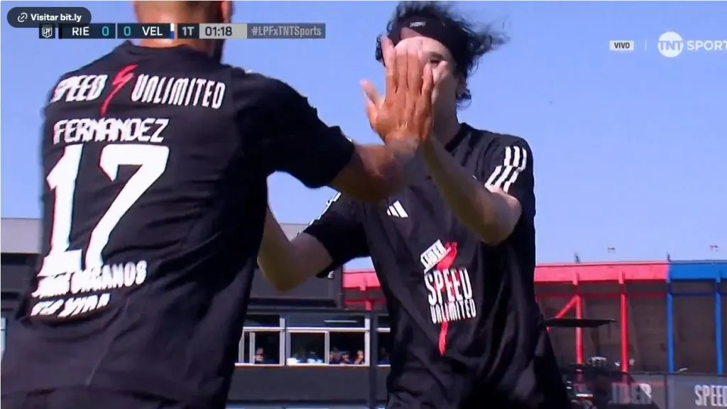 Tortuga Fernández reemplazó a Spreen en Riestra (Captura TNT Sports).