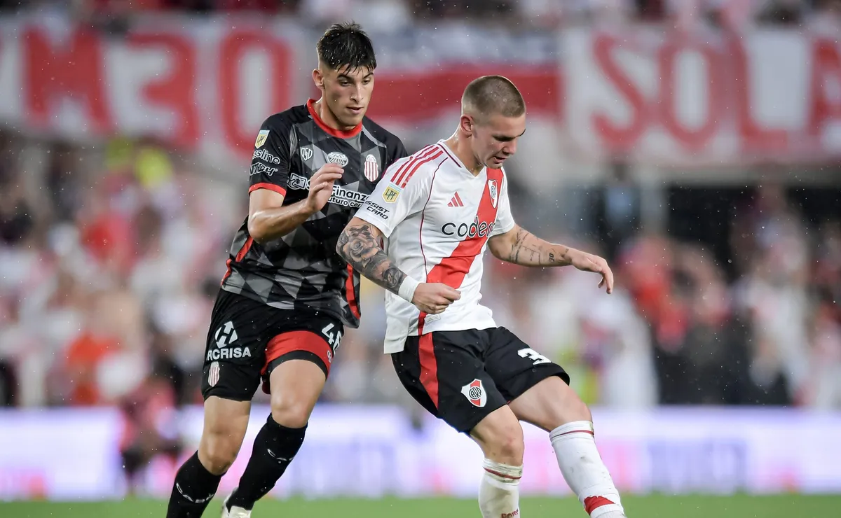 Mastantuono la rompió. (Foto: Getty).