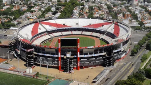 Todos los que viven fuera del país pueden asociarse mediante la página web oficial