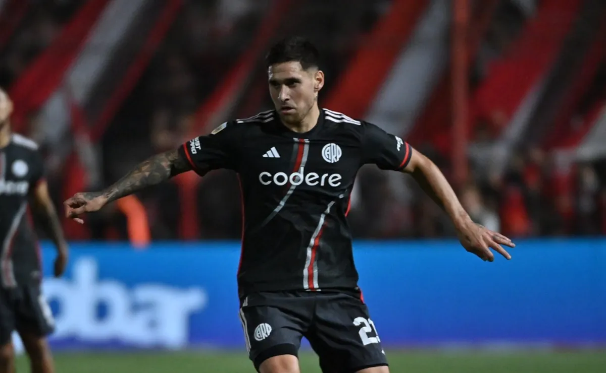 Villagra está a un paso de irse de River y aún no sabe en qué club jugará.