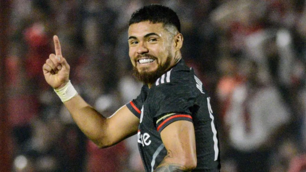 Paulo Díaz no estaría vs. Independiente Rivadavia por llegar de su Selección.