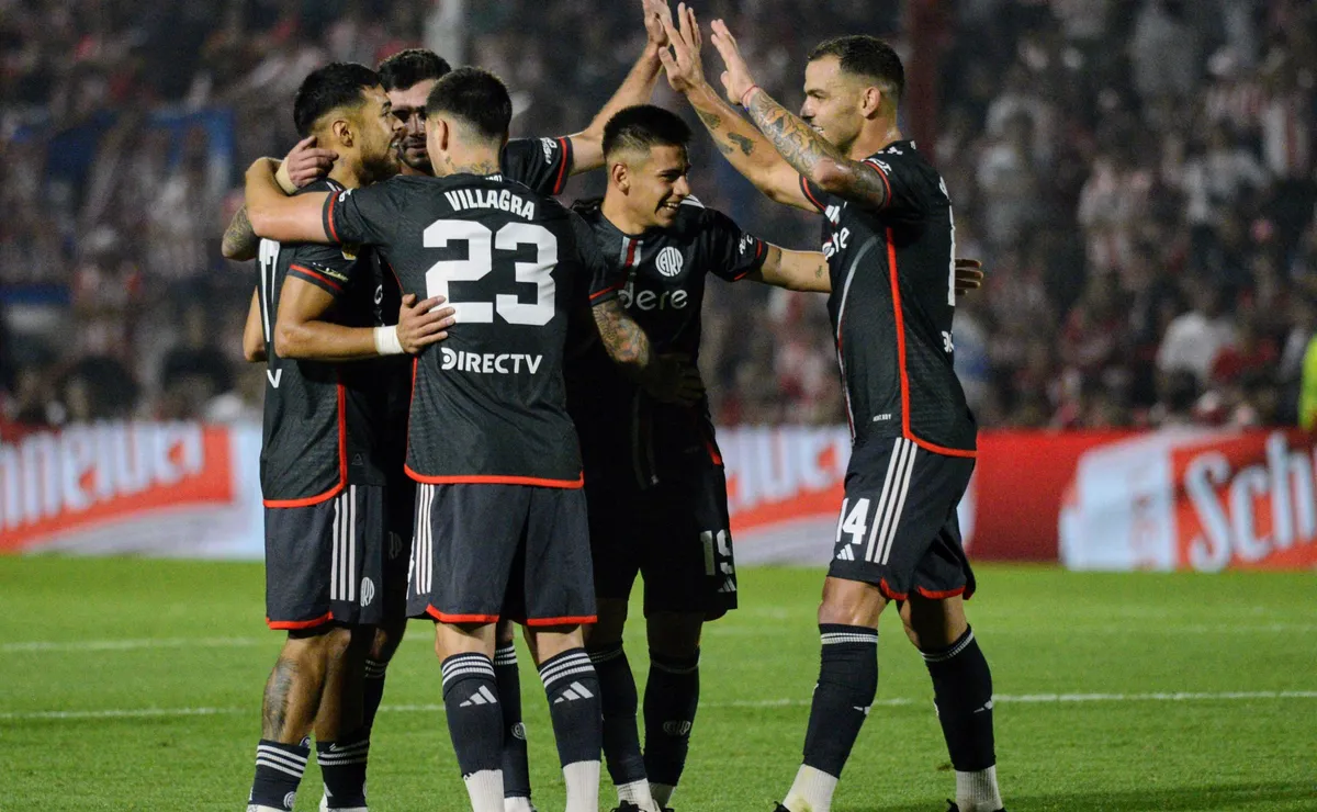 Los goles de River vs. Instituto.