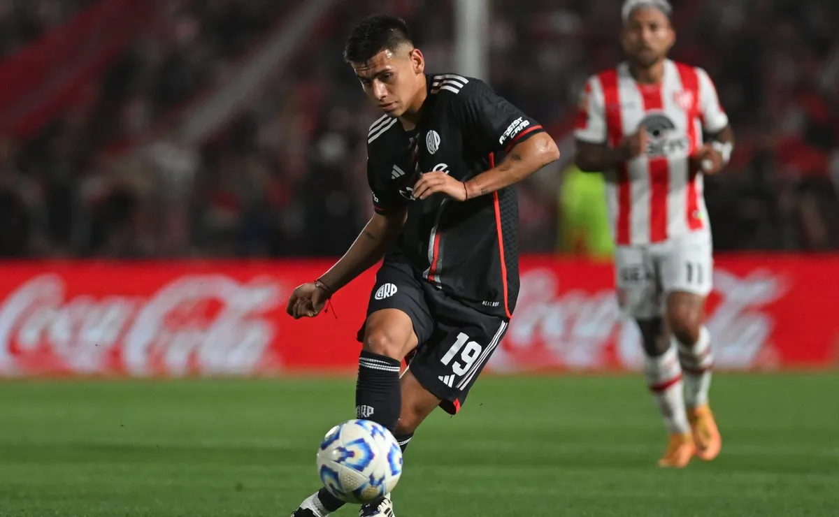 River se impuso ante Instituto.