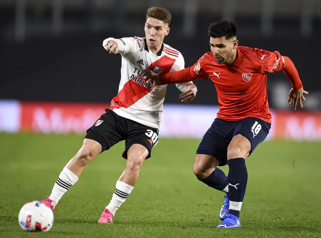 Silvio Romero le marcó tres goles a River: dos con Independiente y uno con Fortaleza de Brasil. (Foto: Getty).