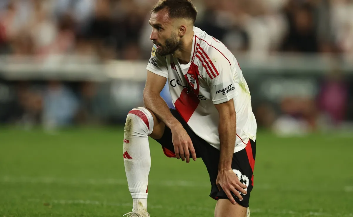 Pezzella no tiene el alta, ¿se posterga su vuelta?