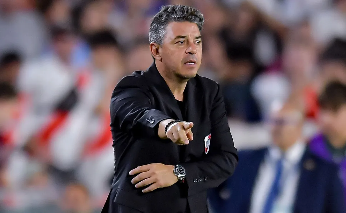 Los jugadores que están buscando club.