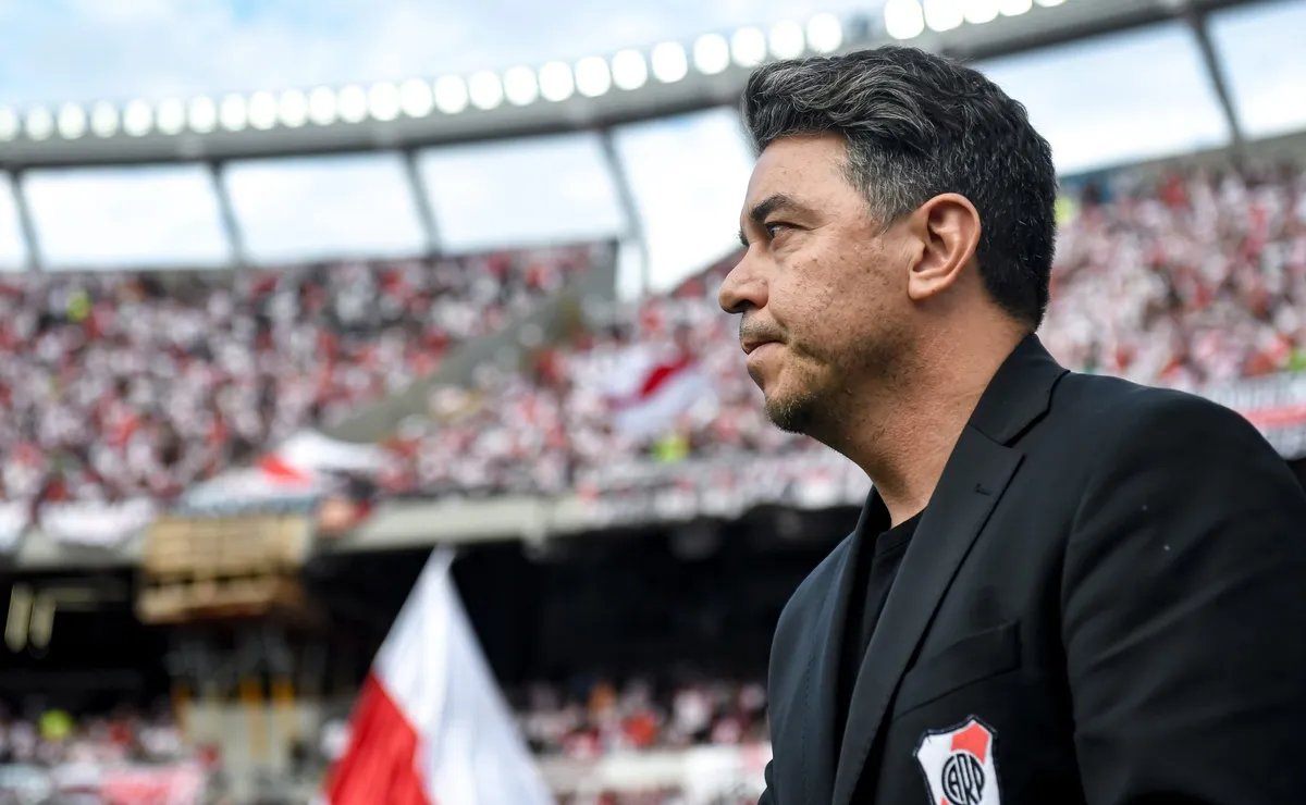 Marcelo Gallardo diagrama el mercado de pases de River.