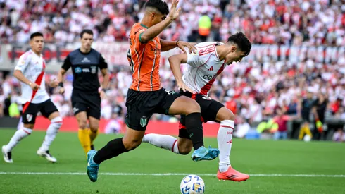 Solari abrió el partido.