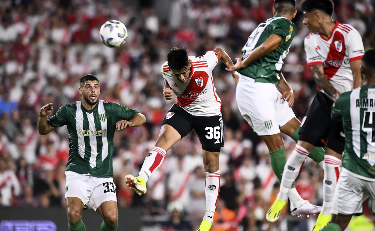 River vs. Banfield, un partido clave para renacer.