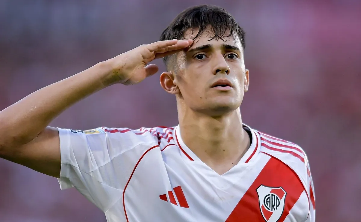 Pablo Solari ya viajó a Rusia.