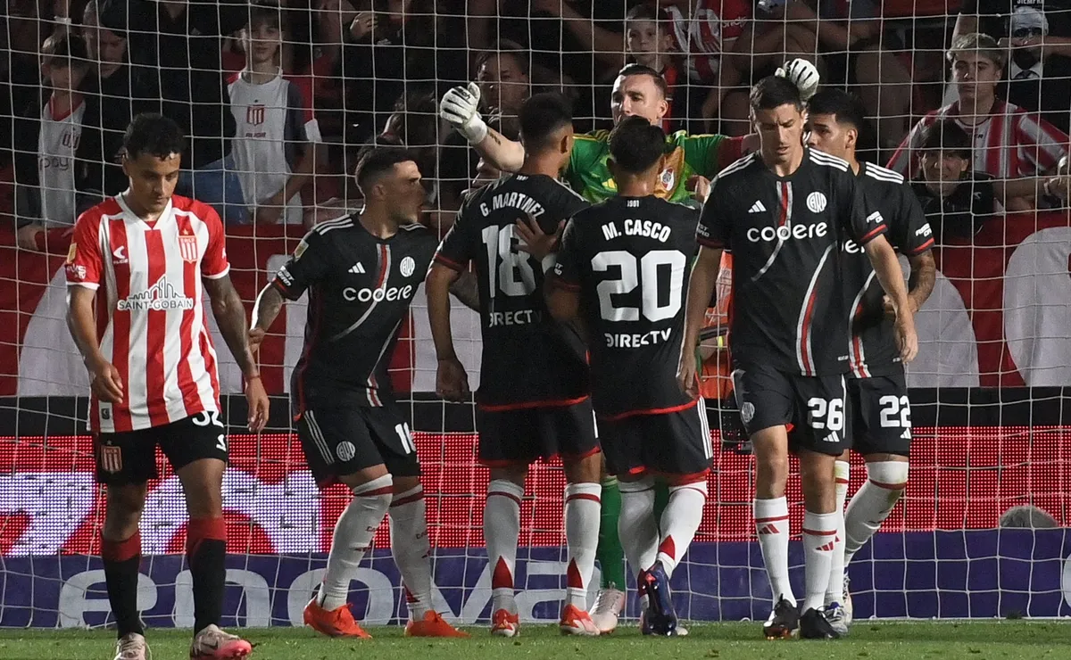 El 29 de noviembre de 2024 fue la última vez que River jugó ante Estudiantes en La Plata: triunfo por 2-1.