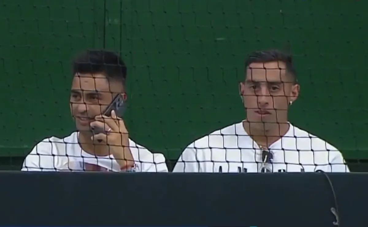Pity Martínez y Funes Mori estuvieron en la exhibición de Del Potro