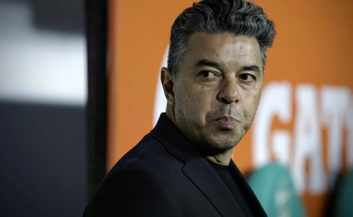 Marcelo Gallardo y el once confirmado de River ante San Lorenzo.