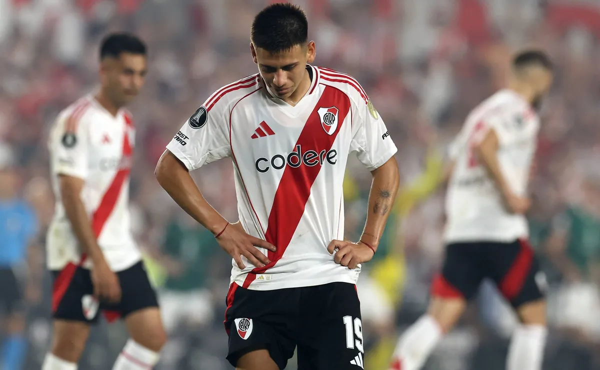 Claudio Echeverri se despide del Monumental