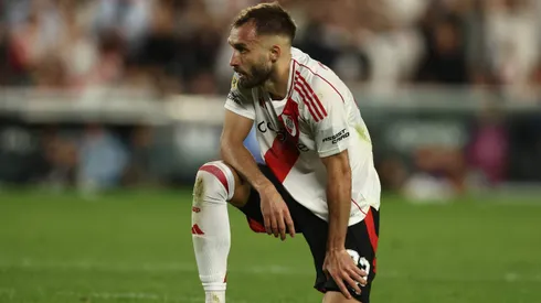 Gallardo podría cuidar a Pezzella.