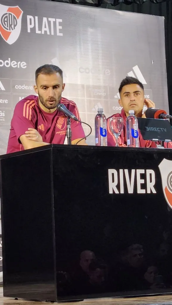 Pezzella y el Pity Martínez dieron la conferencia de prensa post victoria ante Central.