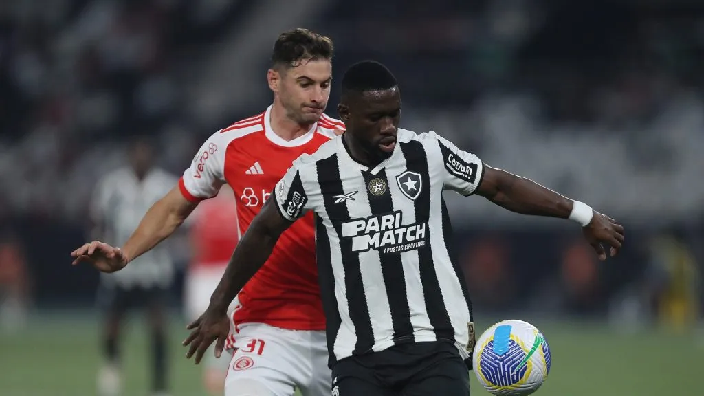 Alario anda con la pólvora mojada. Foto: Getty.